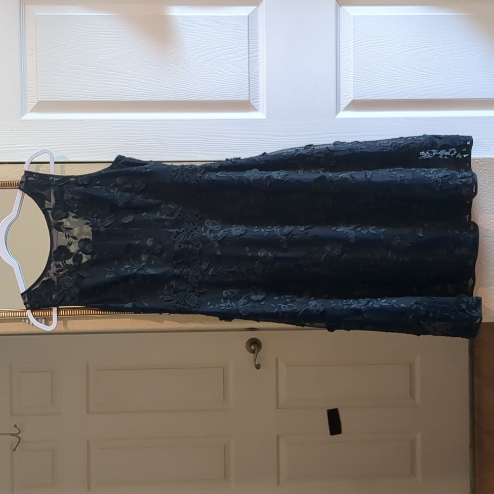 White House Black Market floral dress size 10 nwt